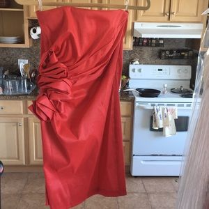 red strapless short dress